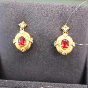 年货彩宝 18k金复古拉丝红宝石钻石耳钉 直播专拍不退改