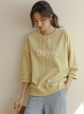 2025年新品印花黄色七分袖短款套头卫衣女圆领宽松春秋T恤打底衫