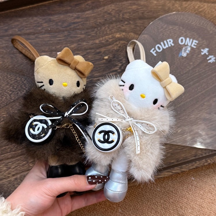【新品上新】高级皮草Kitty可爱挂件ins风女生车挂配饰包包挂饰