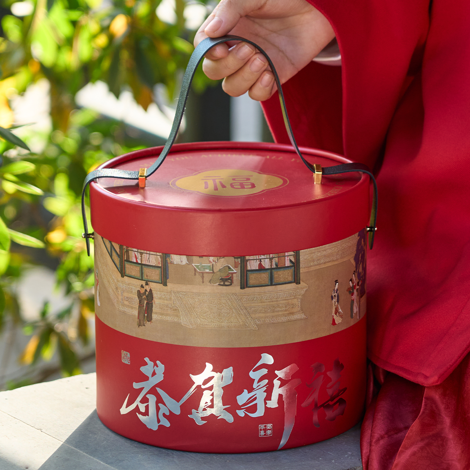 2026新年包装盒礼盒抱抱桶糖果饼干空盒子牛轧糖雪花酥年货礼品盒