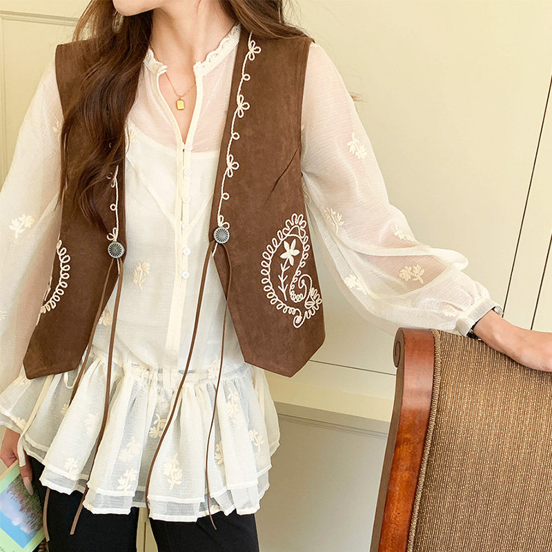 民族风刺绣V领麂皮绒马甲背心女短款2026年春装流行坎肩无袖外搭,女装/女士精品,马夹,淘宝优惠券,粉丝福利购,淘宝优惠卷