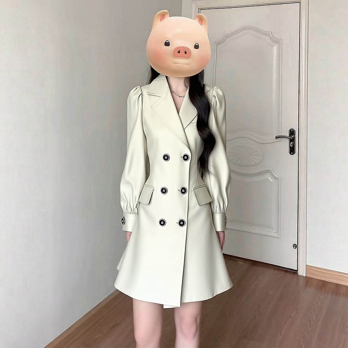 2025冬飘P系列 衣佳人折扣女装 翻领 双排扣 经典款风衣外套 3204