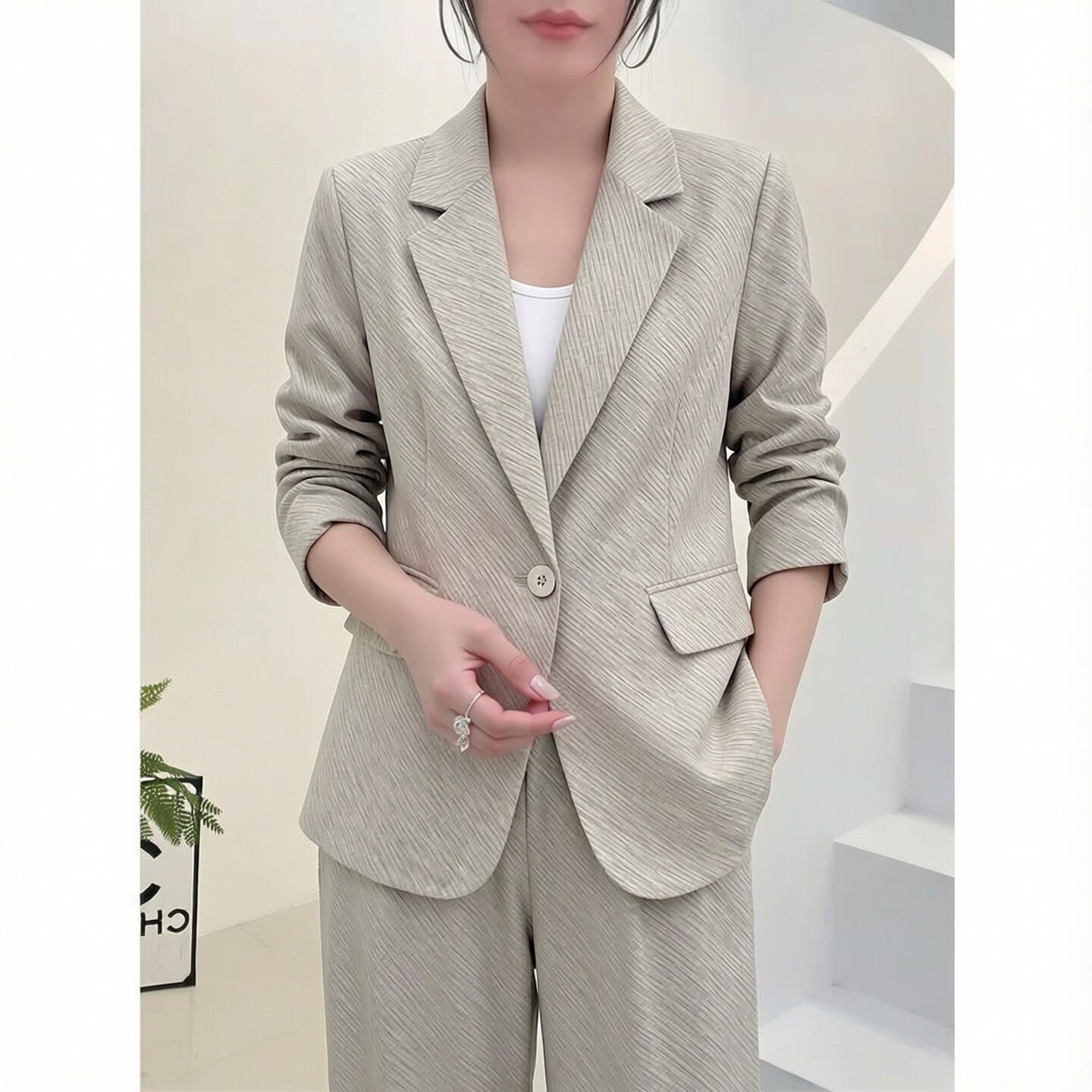 2026夏魅M系列 衣佳人折扣女装 气质翻领 条纹花色 西装外套 2250