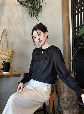 2025秋魅M系列1 衣佳人折扣大码女装 盘扣文艺范 长袖雪纺衫 3213