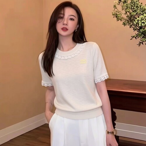 2026夏莱L系列1 衣佳人折扣女装 蕾丝圆领 甜美风 短袖针织衫138