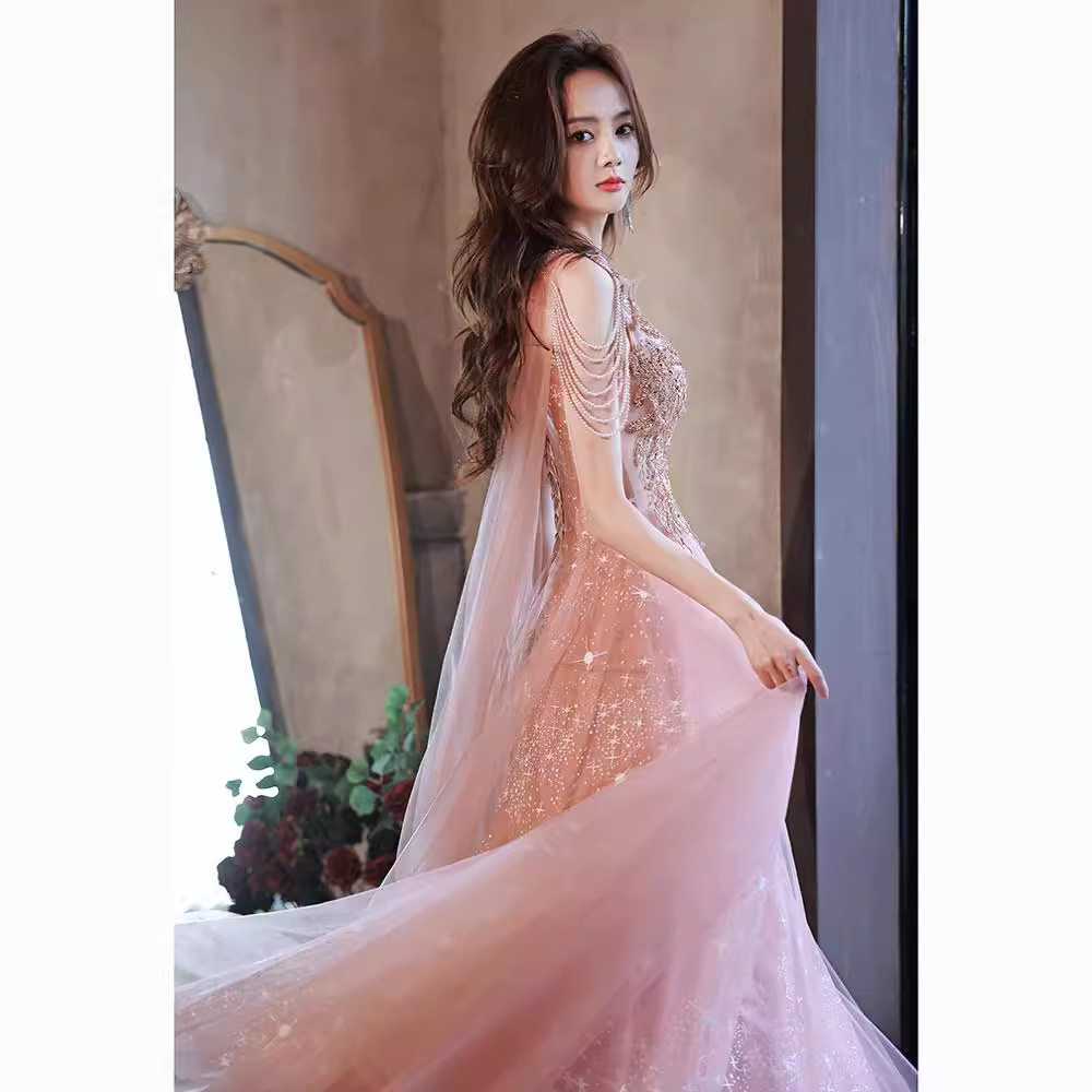晚礼服裙轻奢小众高端女2026新款高级感秋冬季宴会气质名媛主持人