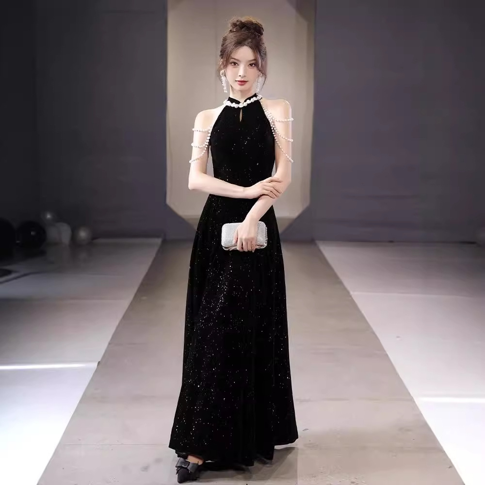 黑色晚礼服2025新款改良新中式旗袍挂脖肩流苏宴会气质主持人礼服