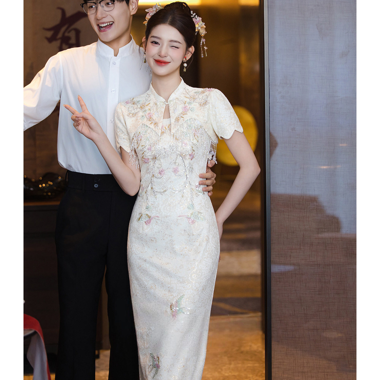 旗袍晚礼服女2026新款新中式订婚连衣裙流苏披肩平时可穿回门便装