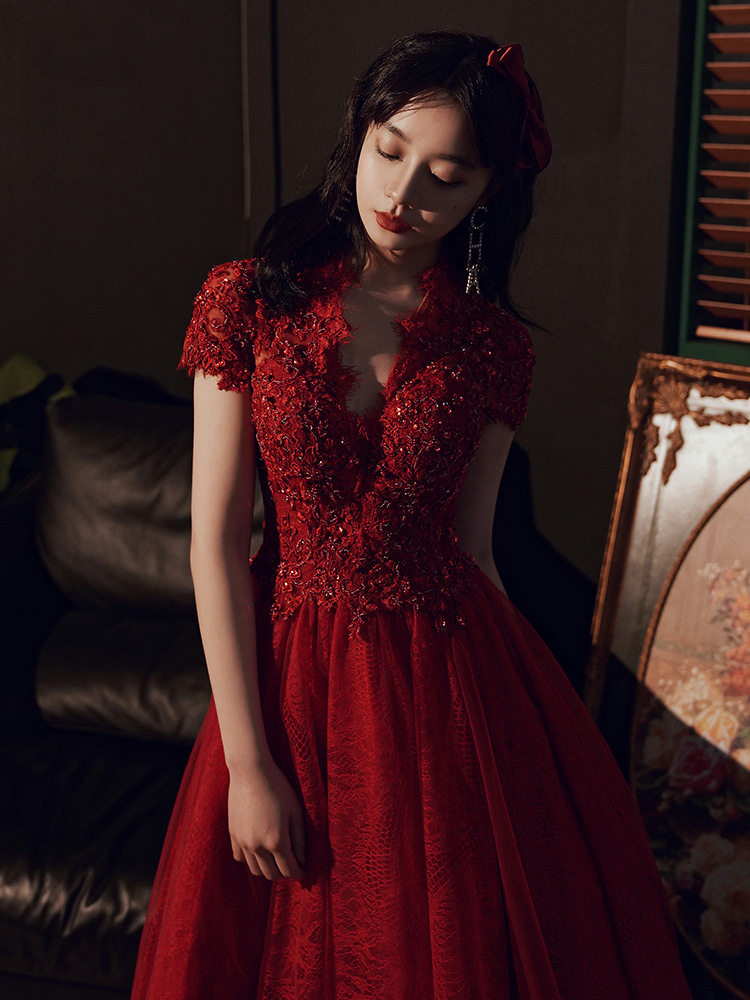 敬酒服新娘平时可穿2025夏季新款酒红色订婚衣服气质礼服裙女宴会