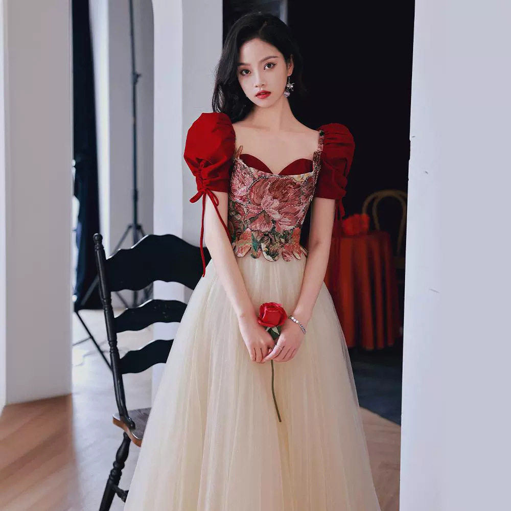 敬酒服新娘2026新礼服裙气质订婚连衣裙女回门平时可穿小个子显瘦