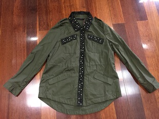 绿色单排暗扣钉珠外套 休闲时尚舒适百搭 女款 超值白菜 不退换