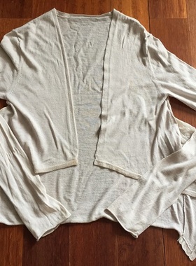 浅灰色薄款加捻棉针织披肩开衫 舒适百搭 女款 亏本白菜 不退不换