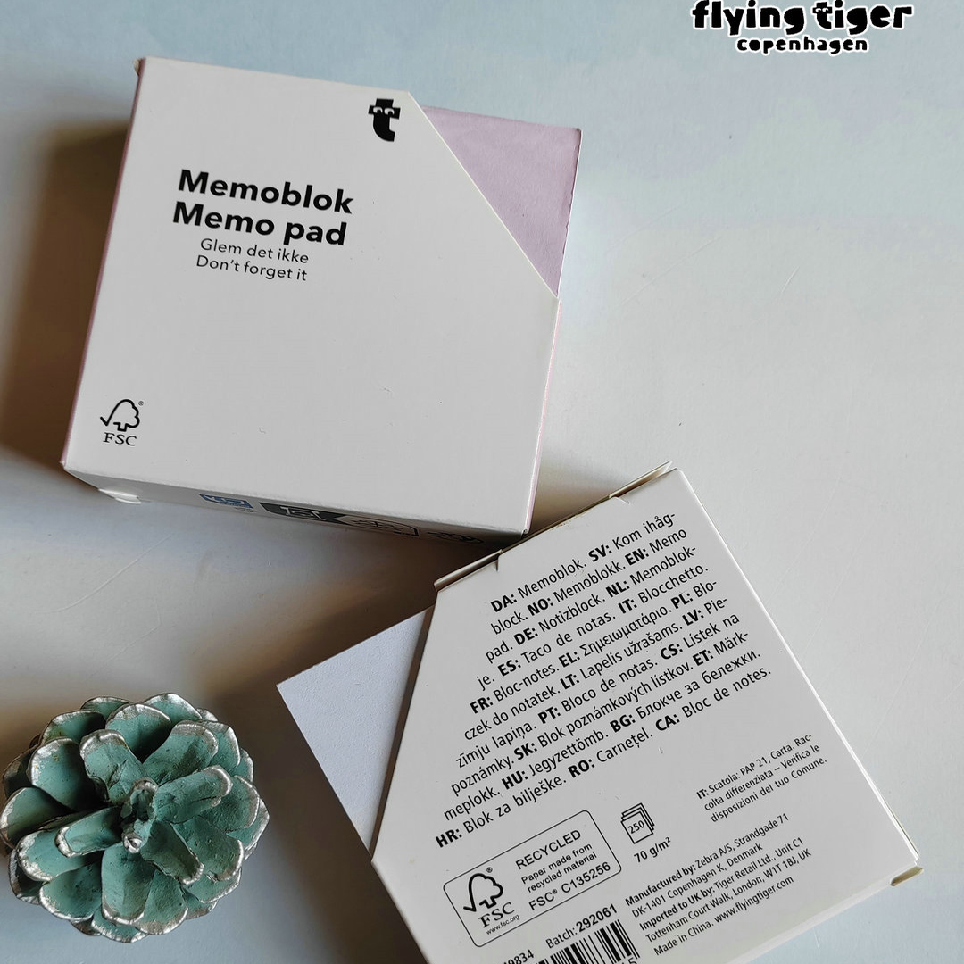 出英国原单丹麦杂货品牌Flying Tiger官网现售款5色极简便条本