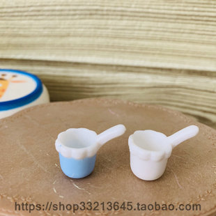 迷你过家家食玩森林家*族散件 公园系列用品 舀水小壶 小勺