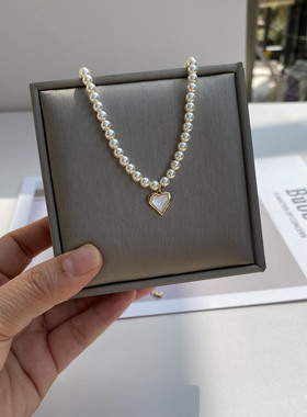 防过敏不掉色 高级松弛范简约日常百搭款珍珠爱心短款项链 锁骨链