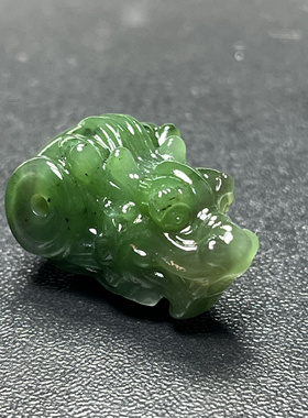 和田碧玉龙头三通一体佛头