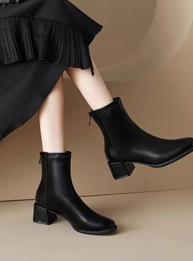 短靴女2025新款秋冬季方头粗跟黑色百搭瘦瘦靴子气质法式大码女靴