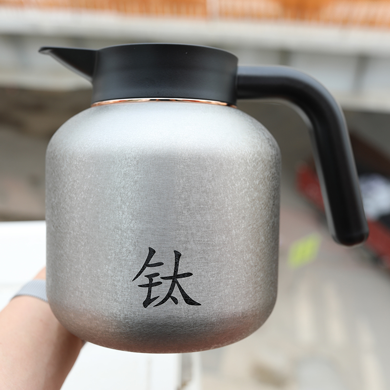 覆钛保温壶保温瓶暖水壶1.6L开水瓶焖茶壶高档茶水分离外冰花工艺