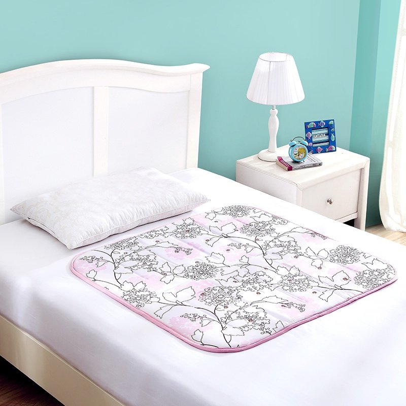 /夏季降温神器冰床垫制冷冰凉席冰枕垫学生宿舍固态凝胶冰垫