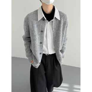 秋冬韩版时髦复古老钱风慵懒纯色圆领毛衣外套男士出勤宽松针织衫