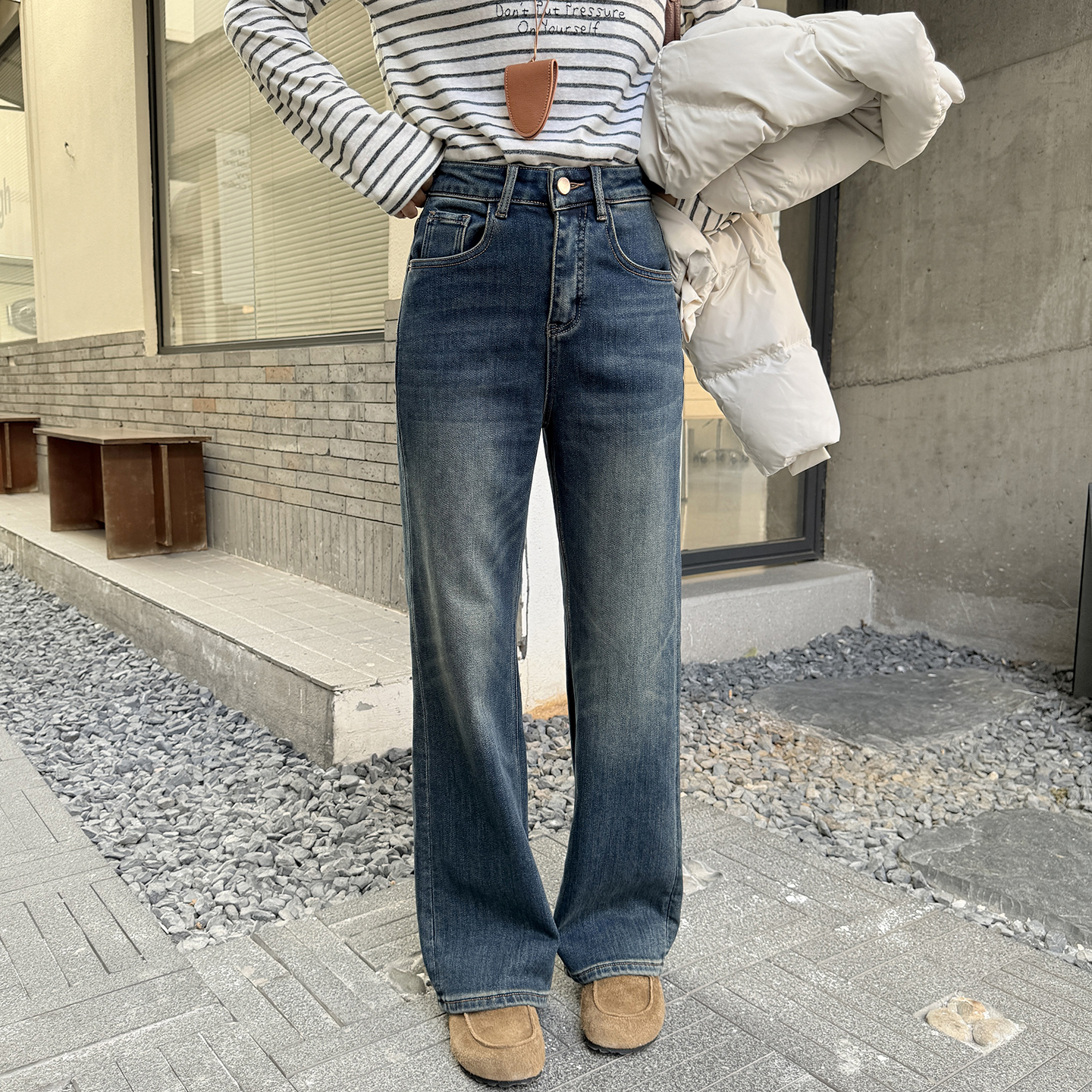 本期超爱~显瘦复古阔腿加绒牛仔裤女秋冬新款垂感宽松慵懒拖地裤