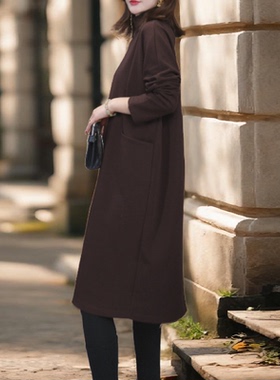 2026年新款百搭结构感立领长袖正肩宽松插袋中长款连衣裙女26037