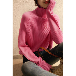 奥莱女装清仓树莓粉色高领羊绒针织毛衣秋冬新款欧货软糯慵懒上衣