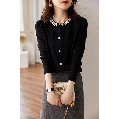 奥莱女装清仓法式慵懒~领口镶钻钉珠经典色针织衫含羊毛优雅长袖