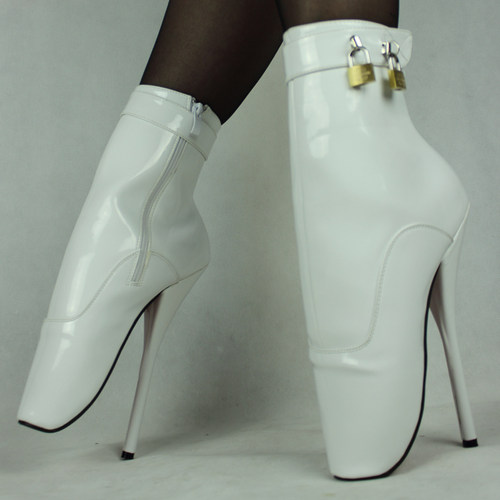 情趣皮带扣芭蕾舞裸靴18厘米超高跟鞋恨天高细跟女王调教禁锢短靴