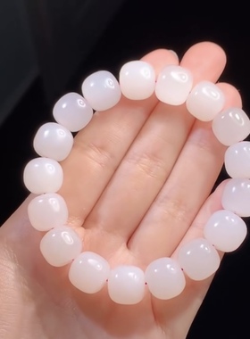 野牛沟玉质细腻老型珠手链