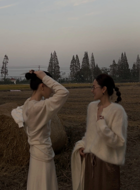 nczz《冬令温暖》  剪刀领羊绒羊毛拉绒针织衫