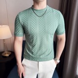 绿色