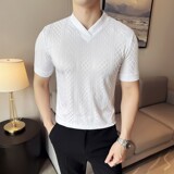 白色
