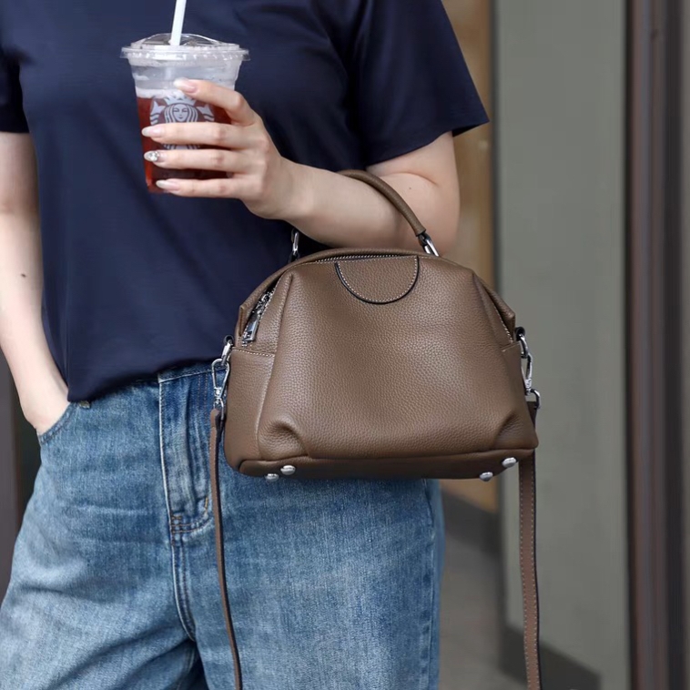 抖音商场款2025新款真皮女包大容量头层牛皮手提包通勤斜挎妈妈包