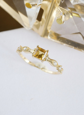 温柔风浪漫唯美黄水晶方块戒指