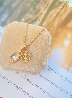 日系轻奢复古镂空吊坠项链