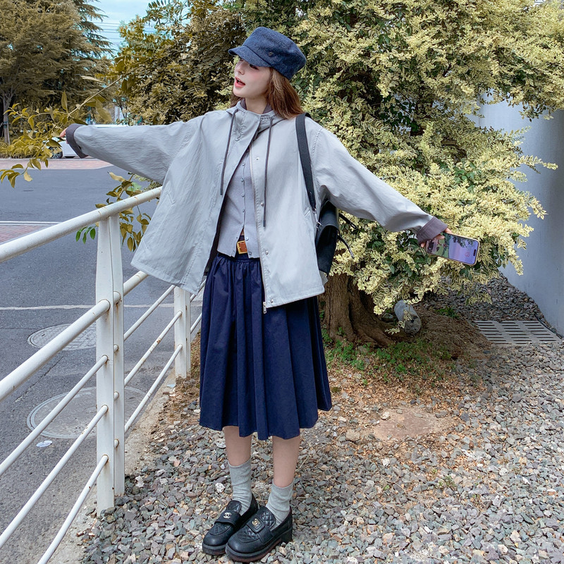 韩系连帽撞色浅蓝色冲锋衣短款外套女春秋2025新款小个子夹克上衣,女装短外套,浙宝171