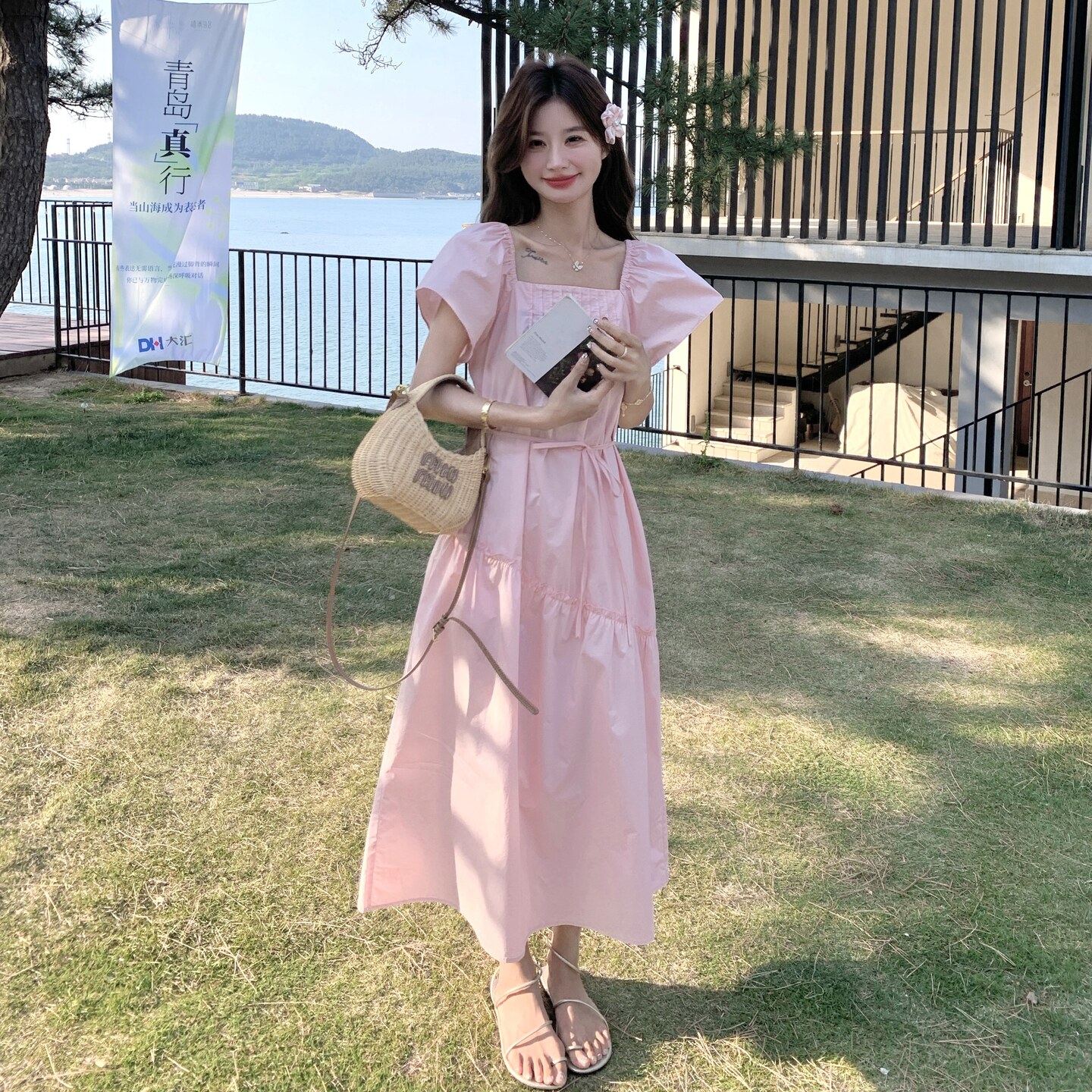 2026年夏新款方领泡泡袖压褶洋气显瘦连衣裙XW1132P155K238,女装连衣裙,浙宝171