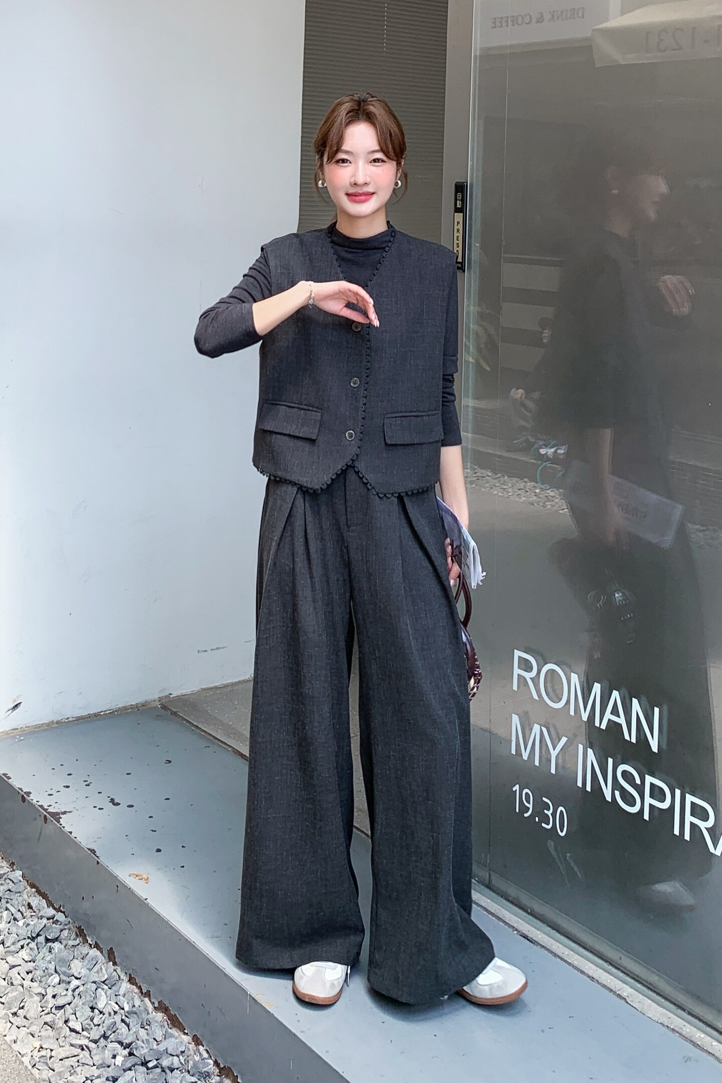 现货2025年深灰色马甲打底衫上衣阔腿长裤三件套XW749P195K298,女装套装/套裙,浙宝171