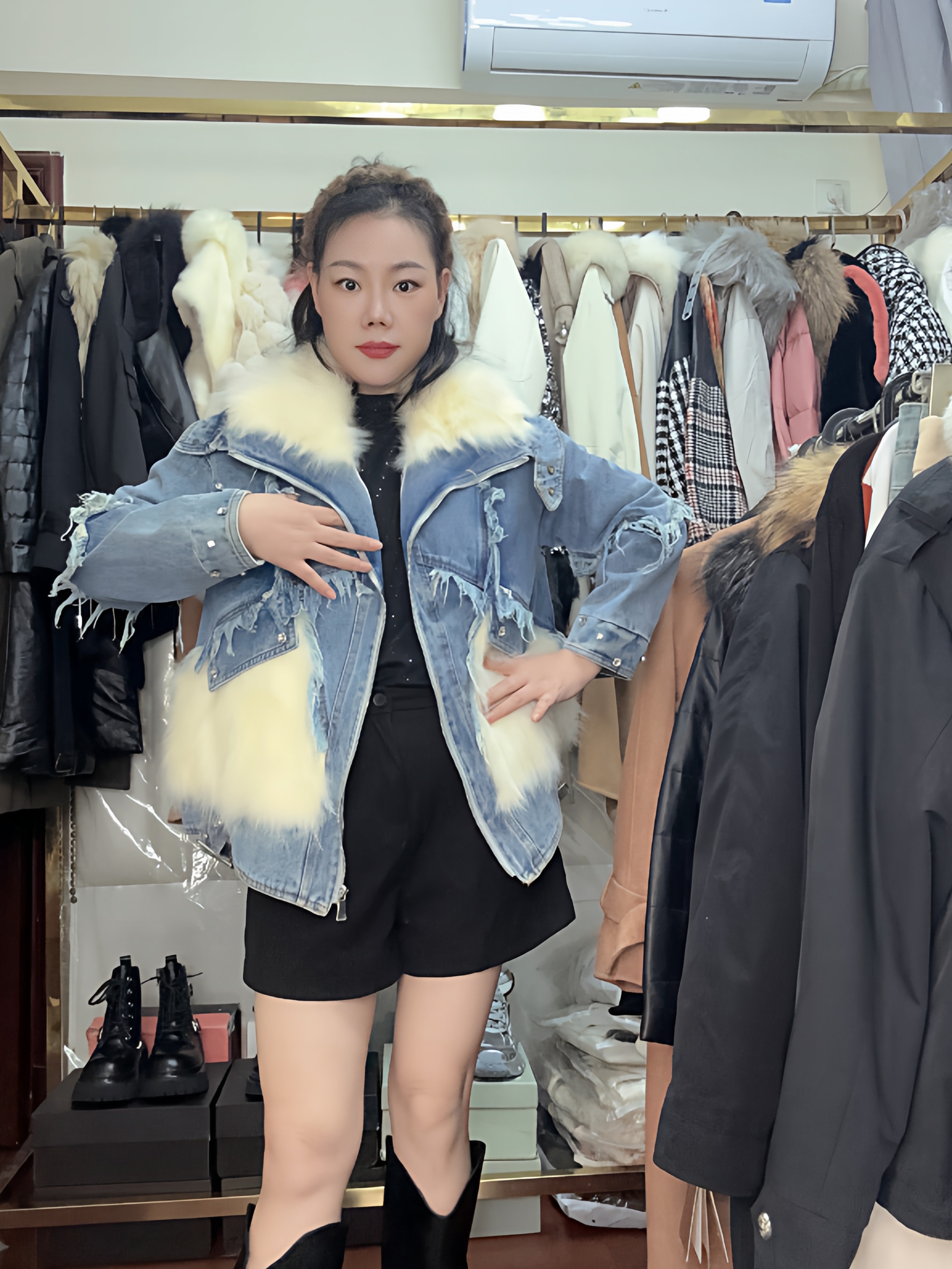 品牌折扣撤柜2025新款狐狸毛可拆卸皮草牛仔外套羽绒服宽松版外套