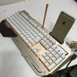 新盟炼狱狂蛇XM-K630A机械手感背光游戏键盘多功能手机/笔架电竞