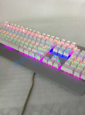 游戏台式青轴usb电竞机械键盘