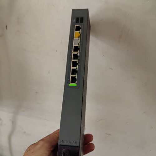 咨询NETGEAR网件GS108E 8口千兆插排式交换机议价