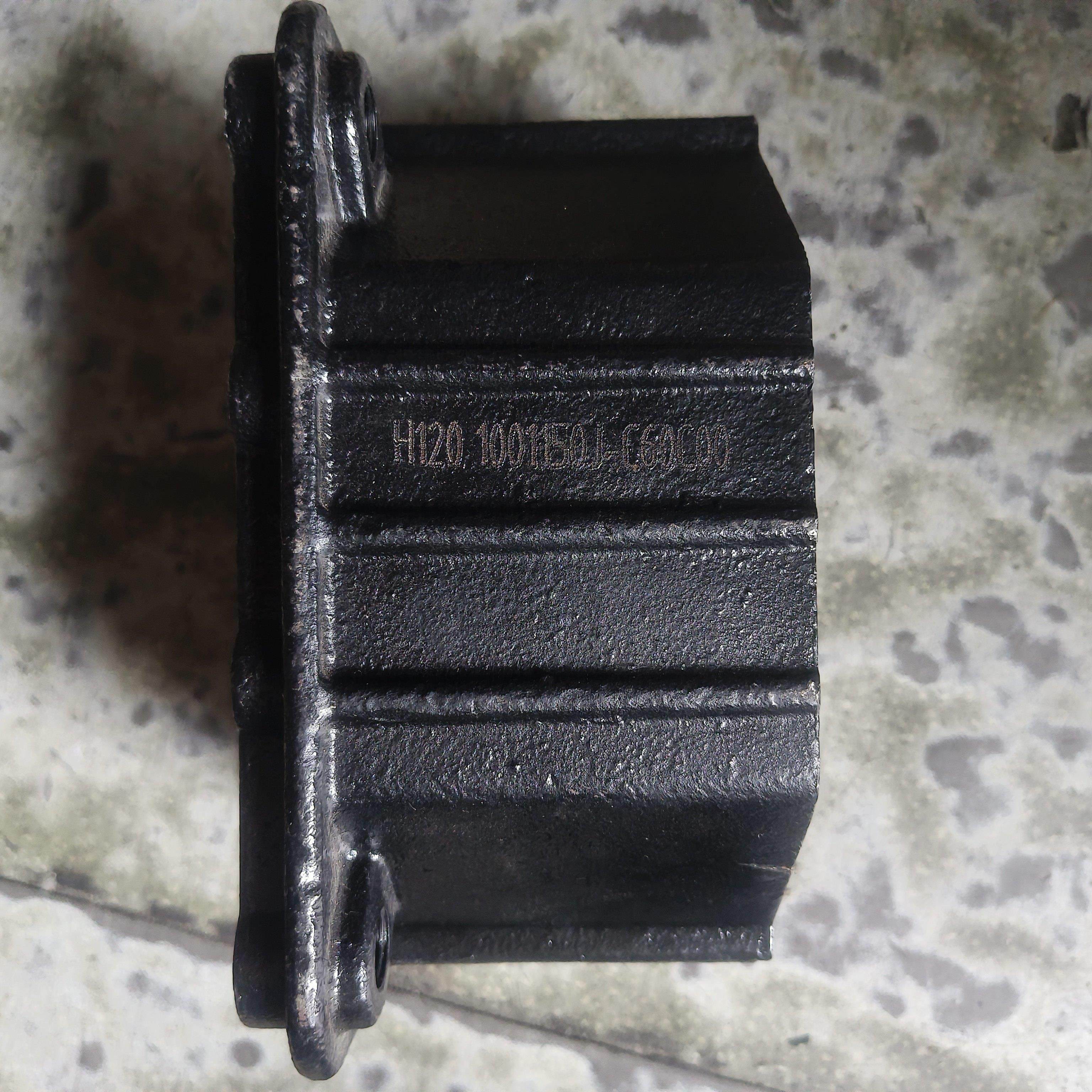 东风天锦三环昊龙发动机后支架减震胶垫机脚垫变速箱垫子C60C00