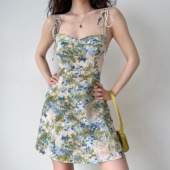 复古肩部绑带印花吊带裙女夏修身 法式 收腰a字海边短裙 Girl