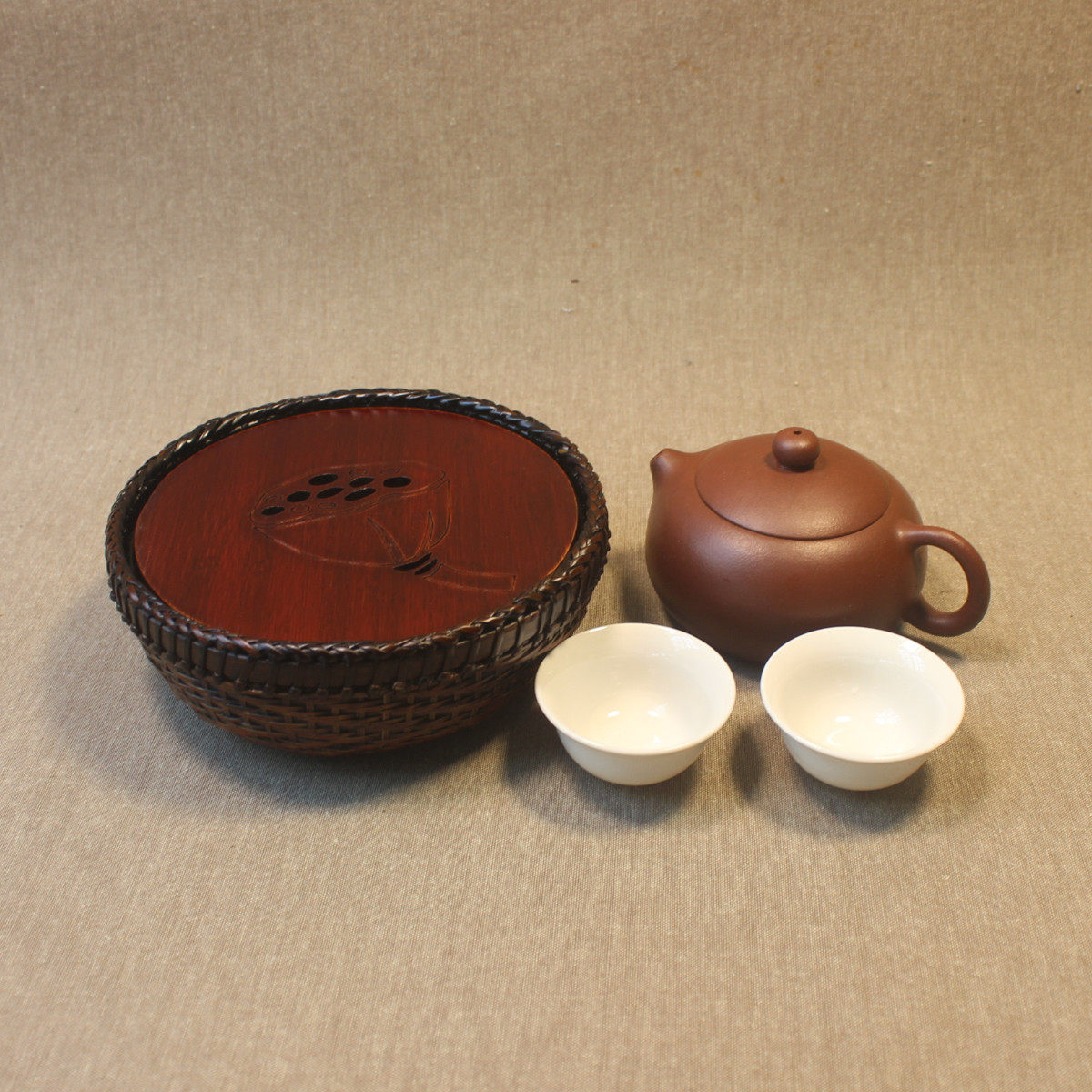 竹编大漆壶承 建水 茶具  复古做旧竹编工艺品在类目 特色手工艺, 地区民间特色手工艺, 竹编/竹雕中 - 来自Buy2taobao.com提供专业的淘宝代购服务