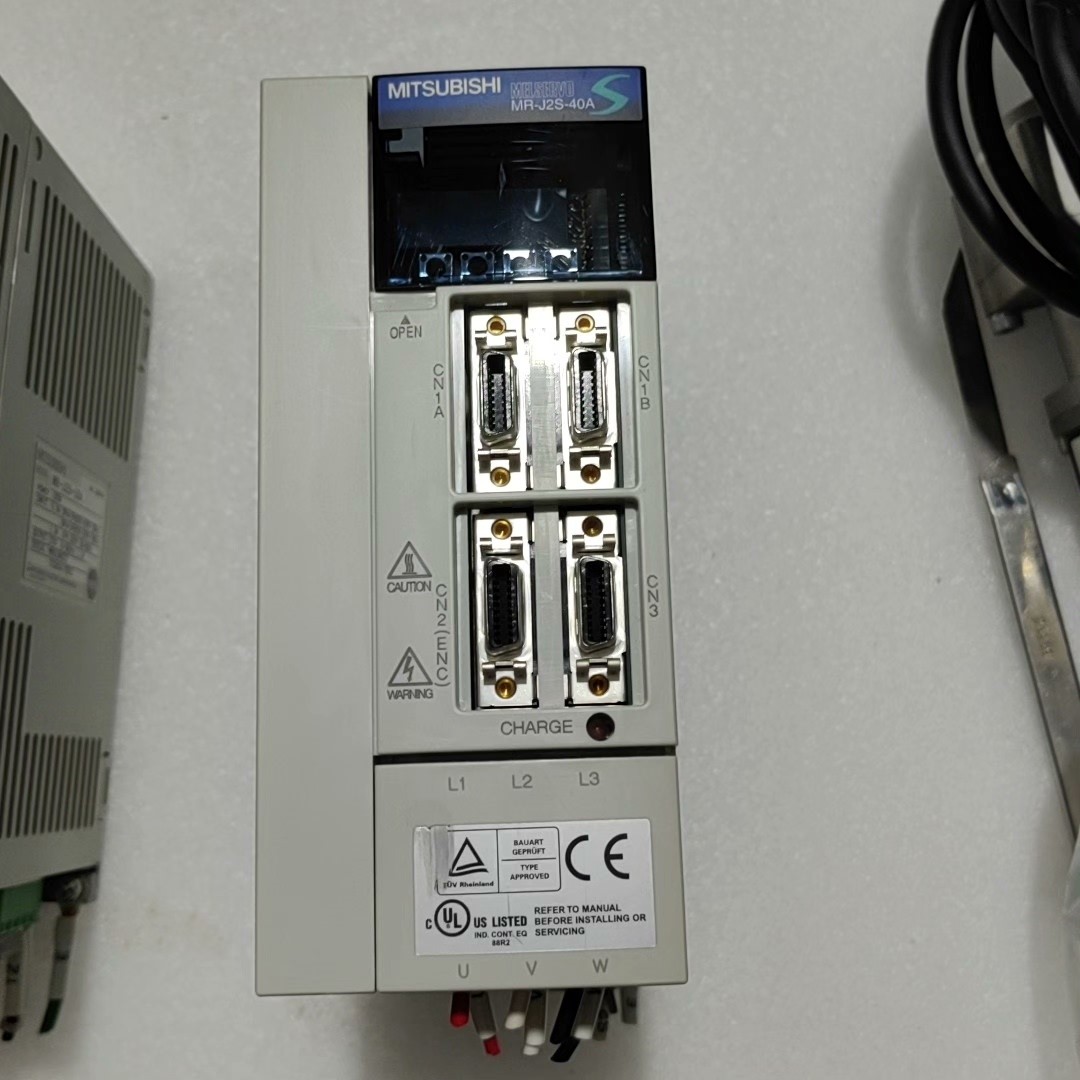 驱动器,MR一J2S一40A,400W,成色好,实物议价产品