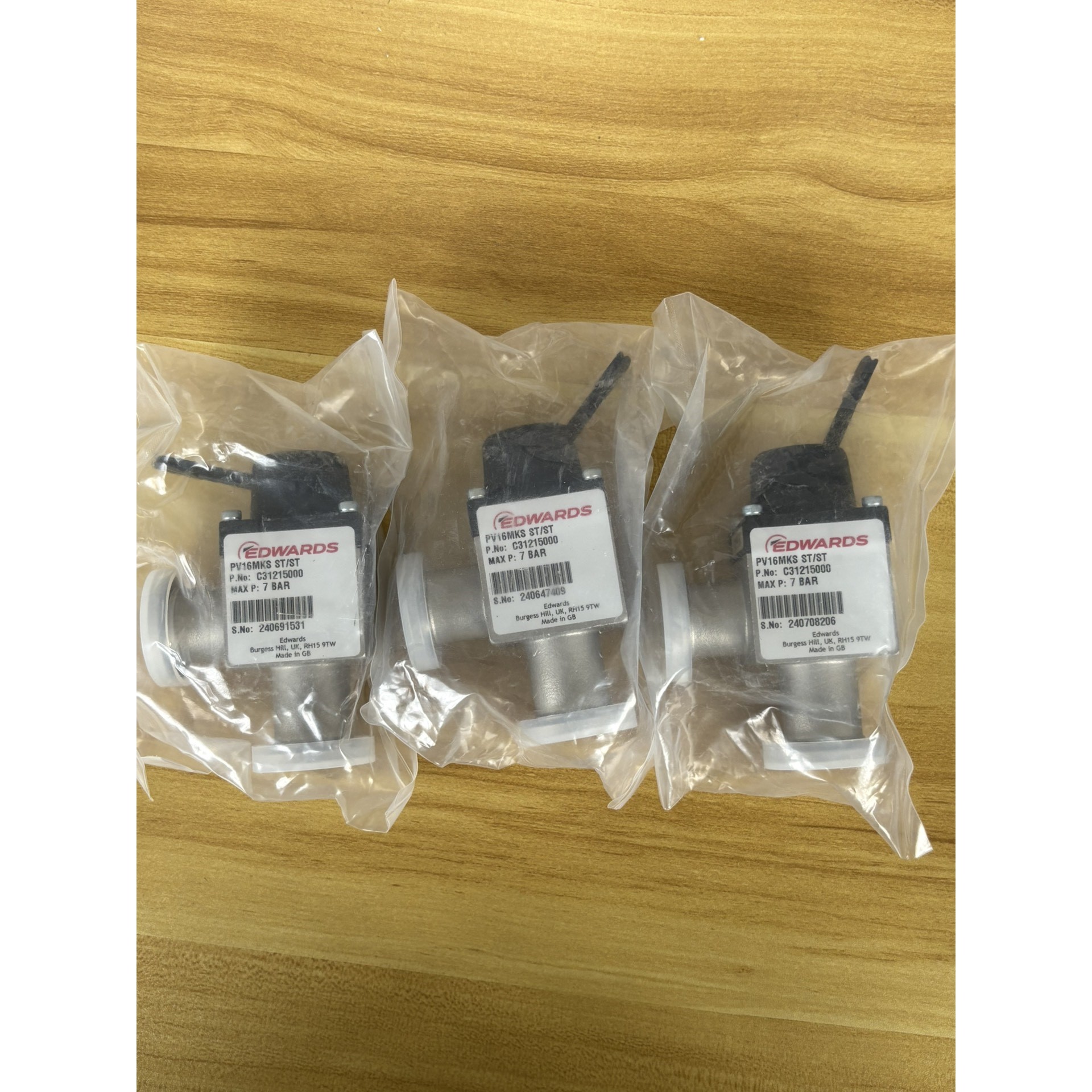 EDWARDS爱德华真空角阀,型号PV16MKS ST/ST议价产品