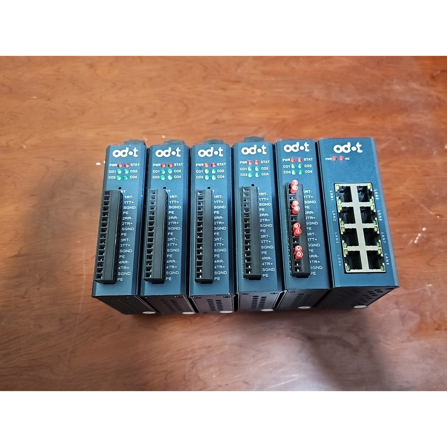 ODOT工业级交换机, 型号 S4E2 总计5台 型号MS1议价产品