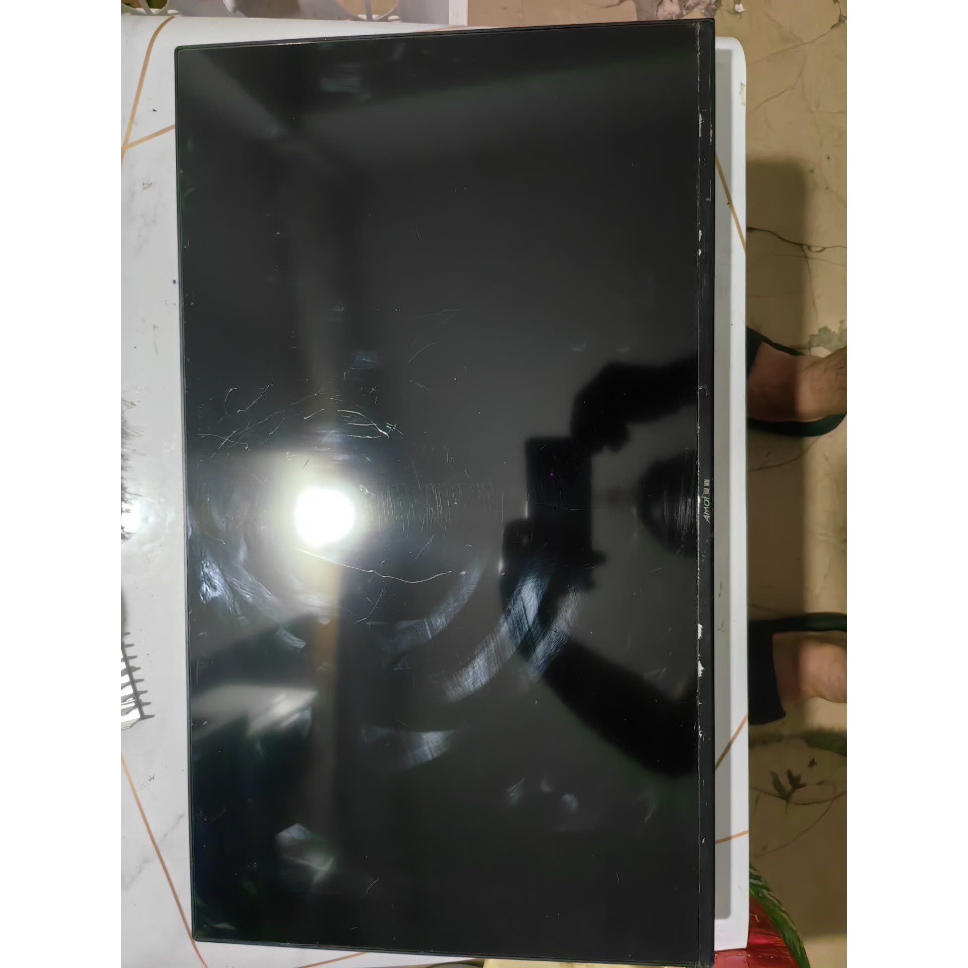 夏新D240B显示器,24寸,屏幕有划痕,接口齐全,VGA、议价产品